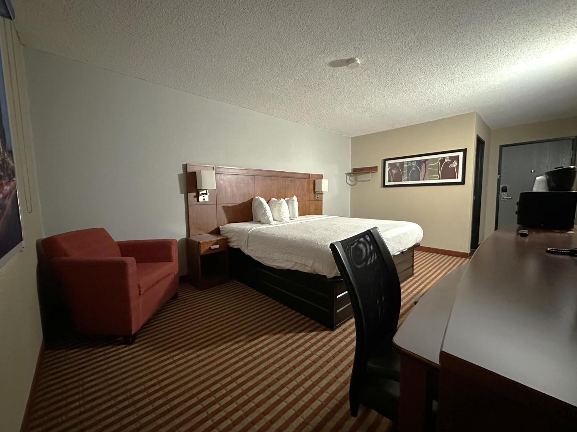 Americas Best Value Inn Fargo Exterior photo
