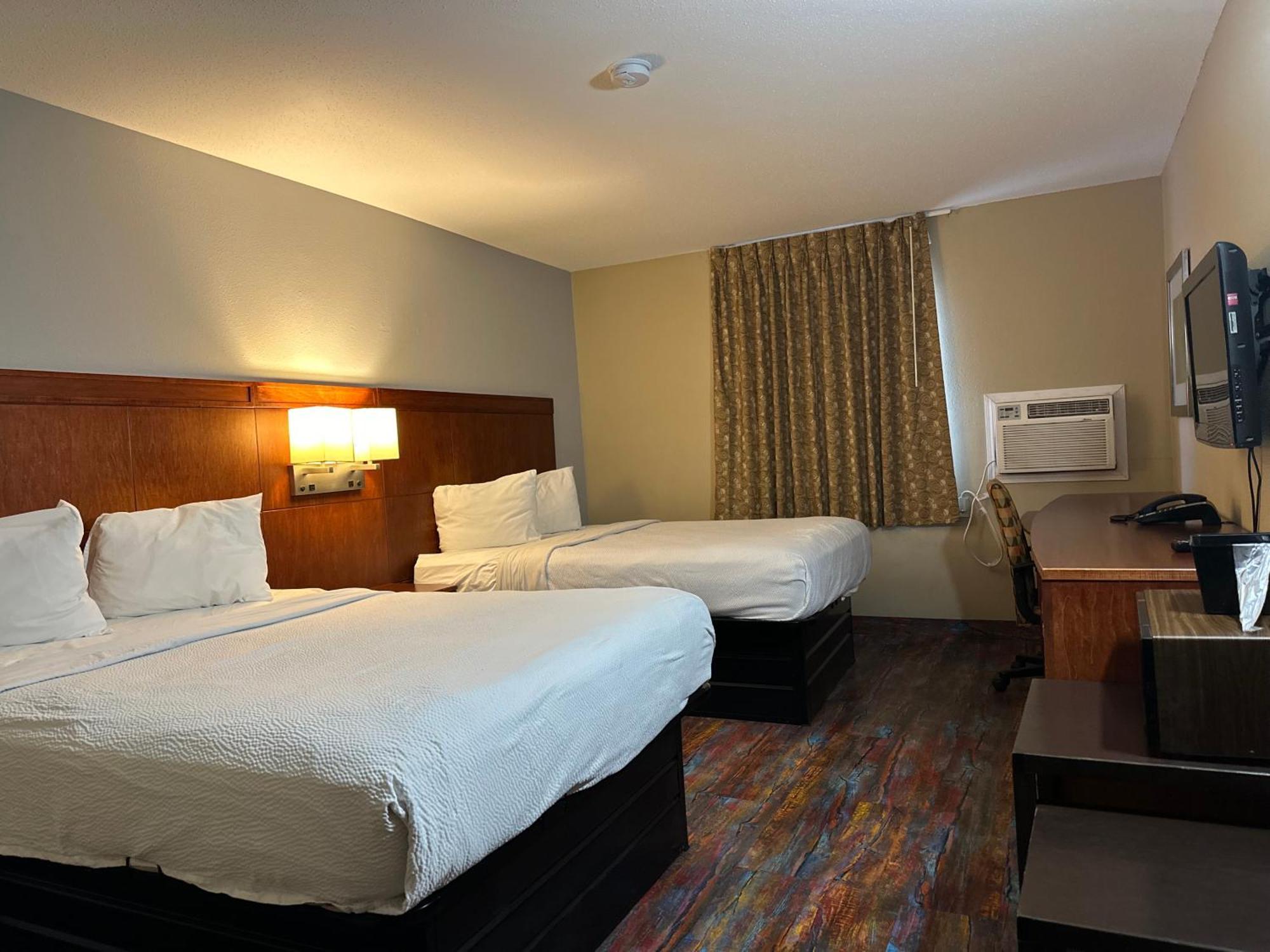 Americas Best Value Inn Fargo Exterior photo