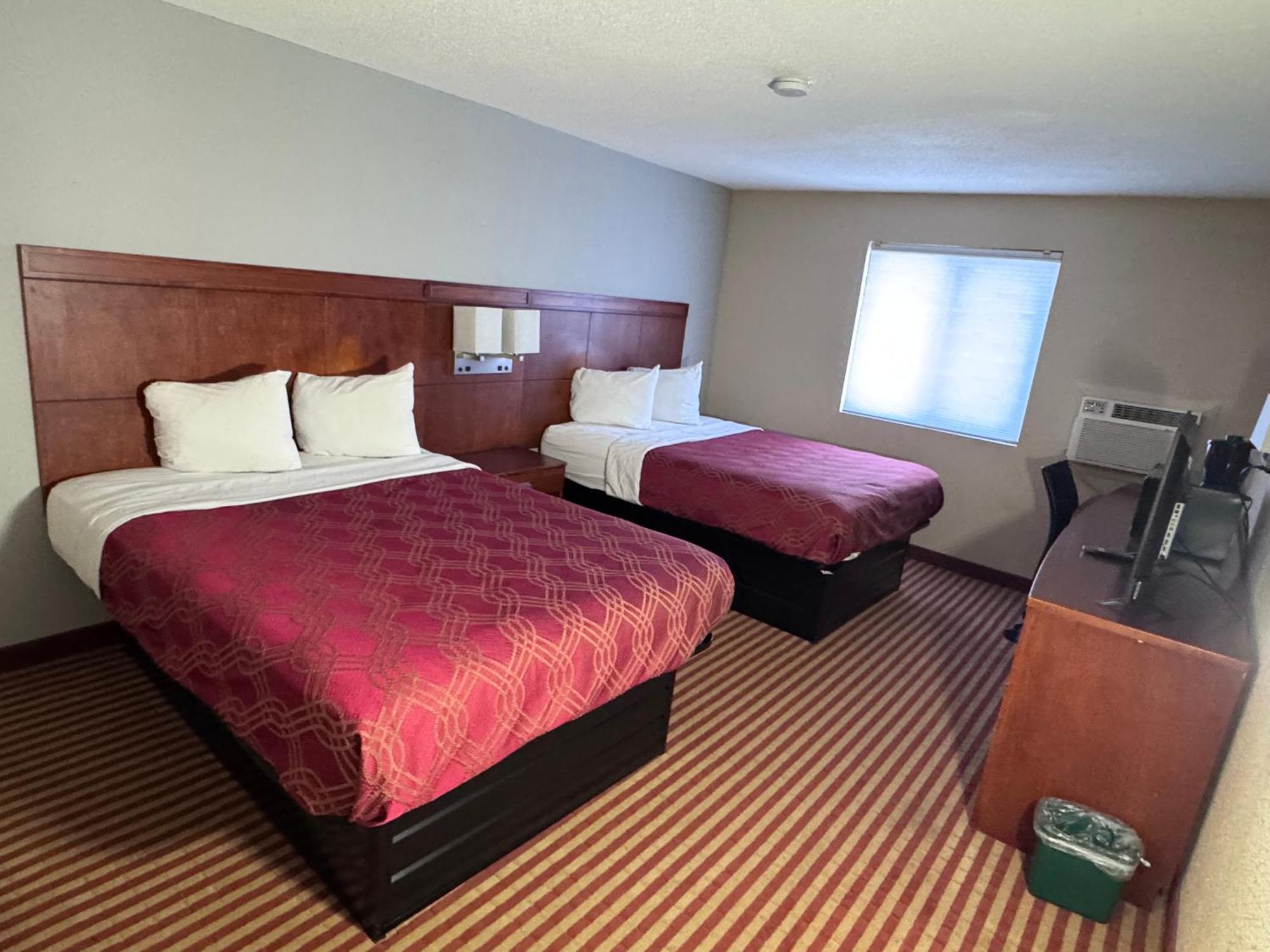 Americas Best Value Inn Fargo Exterior photo
